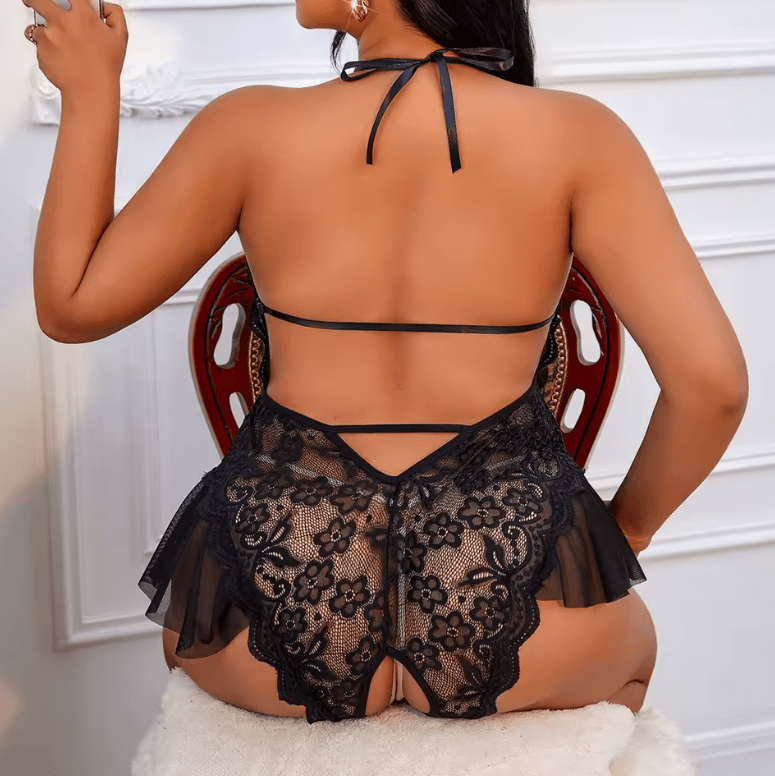 Plus Size Crotchless Lingerie Set (1XL–4XL) – Transparent Lace Deep V Bra & Panty | Hollow Out Erotic Underwear for Curvy Women