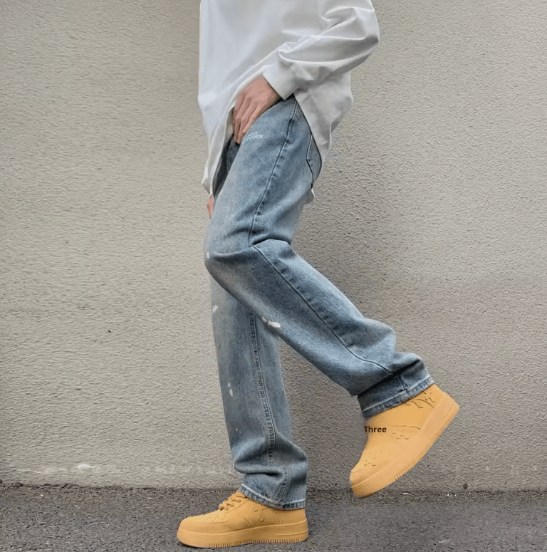 Men’s Extended-Length Straight-Leg Jeans – Paint Splatter Washed Denim, High Street Retro Style