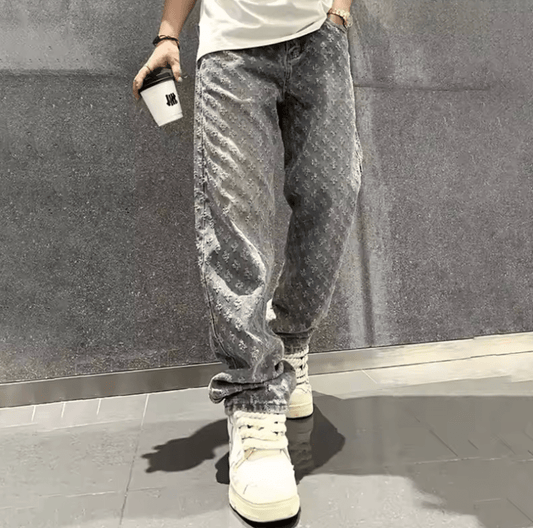 Retro Washed American High Street Men’s Jeans – Loose Straight Leg Casual Long Trousers with Hole Design, Fashionable Denim