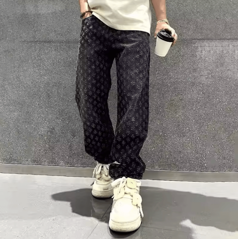 Retro Washed American High Street Men’s Jeans – Loose Straight Leg Casual Long Trousers with Hole Design, Fashionable Denim