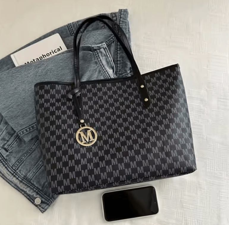 Women’s Brand Printed Tote Bag – New Retro Style, Fashion Letter Design, High-End Large-Capacity Shoulder Bag for Commuting