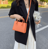 Women’s Spanish Minimalist Crocodile Pattern Tote Bag – Large-Capacity Single Shoulder Bag, New Popular Fashion Design