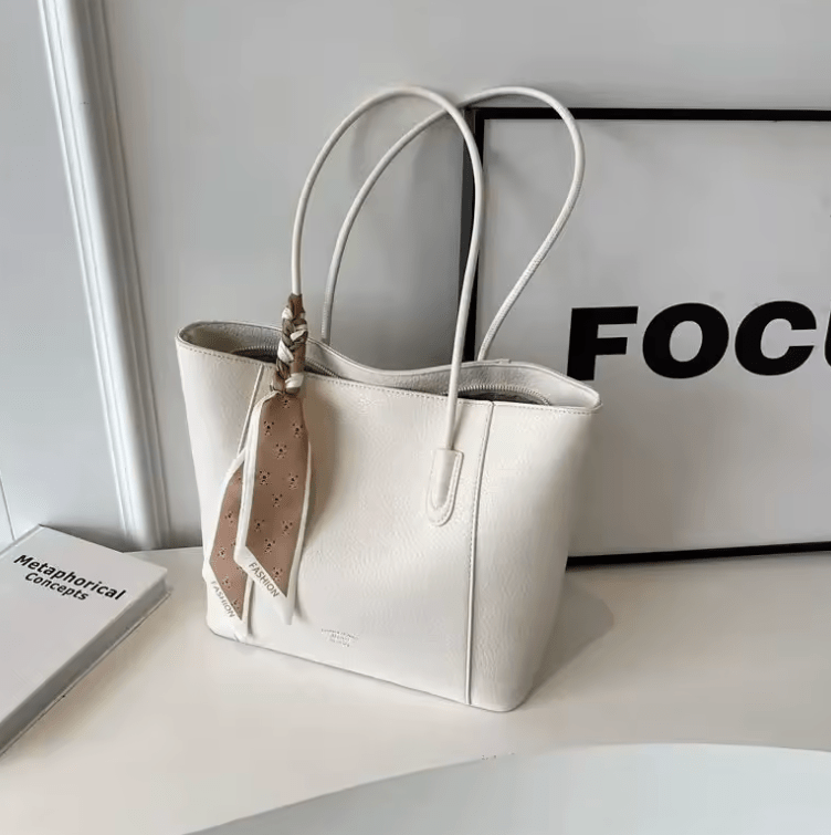 Women’s Trendy Korean Large-Capacity Shoulder Bag – Hot Sale Student & Commuter Tote, New Style with Zipper Closure, Artificial Leather