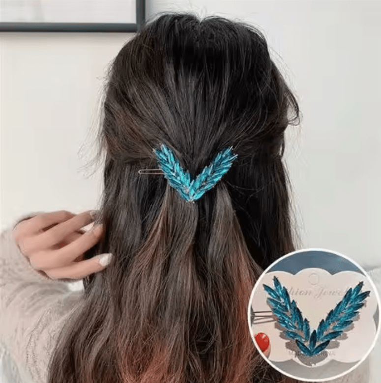Luxury Shining Crystal Hair Clip For Women Korean V Shape Buckle Hairpins Girls Hair Accessories Headwear Fashion Ornaments Gift