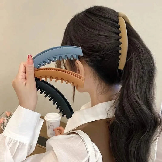 Solid Color Banana Clip Hairpin – Fish Shape Hair Claw