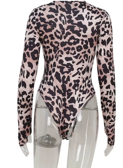 Shestyle Leopard Bodysuit with High Neck – Winter Style 2025