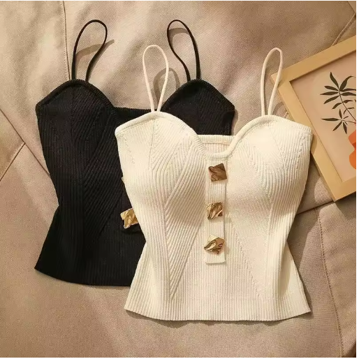 Knitted Halter Top in Perfume-Inspired Style