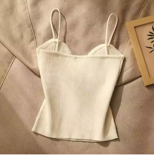 Knitted Halter Top in Perfume-Inspired Style