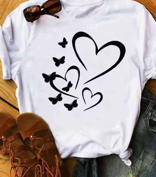 90s Butterfly & Heart Print T-Shirt – Trendy Summer Tee for Women