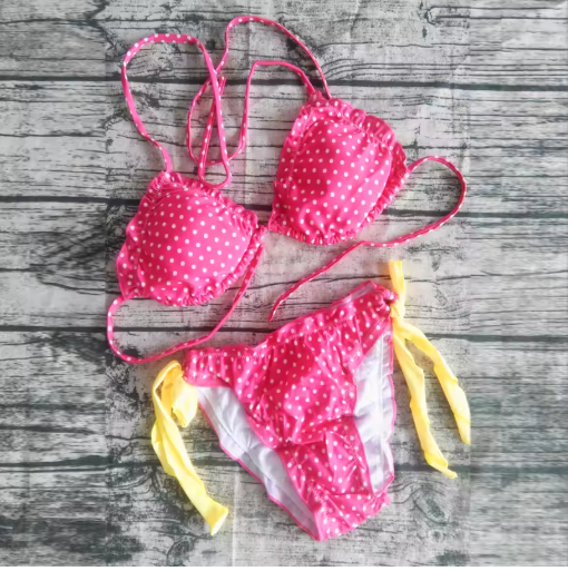 Floral Padded Bikini Set – Elegant One-Piece & Two-Piece Swimwear