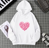 Heart Print Graphic Hoodie – Cute & Comfy Pullover Sweatshirt for Girls – Loose Fit Casual Fashion Top