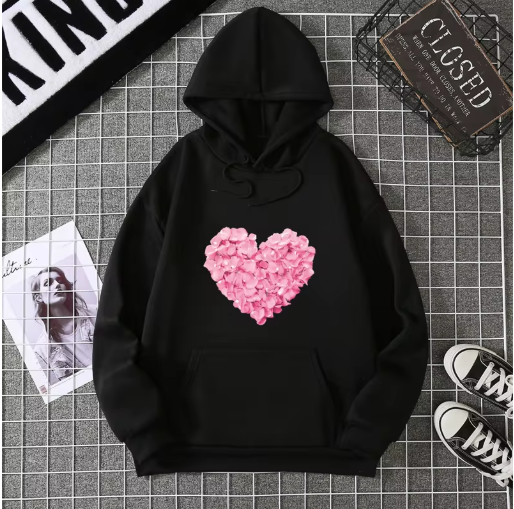 Heart Print Graphic Hoodie – Cute & Comfy Pullover Sweatshirt for Girls – Loose Fit Casual Fashion Top