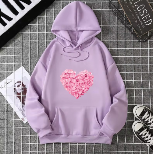 Heart Print Graphic Hoodie – Cute & Comfy Pullover Sweatshirt for Girls – Loose Fit Casual Fashion Top