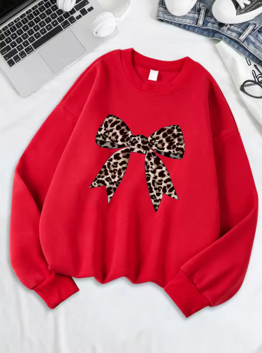 Bow & Leopard Print Sweatshirt – Stylish and Cozy Fleece Pullover for Women