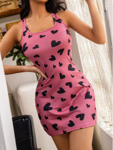 Chic Halter Nightgown – Bold, Flirty & Effortlessly Stylish