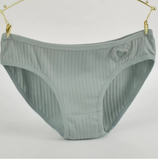 Sweet Comfort – Heart-Print Cotton Panties for Everyday Bliss