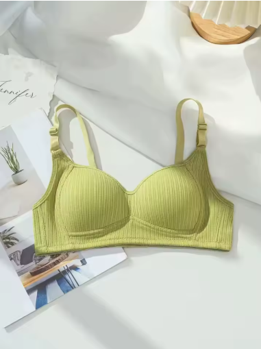 Girls' Solid Wireless Seamless Push-Up Bra – Comfortable V-Shaped Support