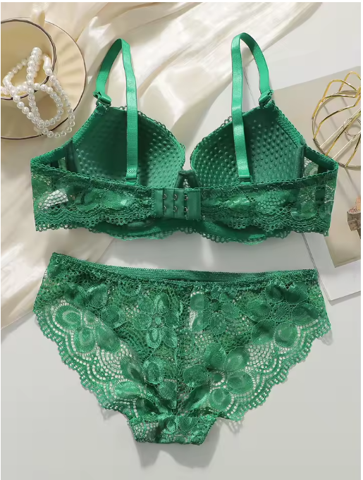 Stylish Green 2-Piece Women’s Underwear Set – Gathered Push-Up Bra with Steel Support