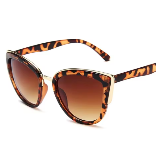 Retro Cat Eye Sunglasses – Vintage Polarized Eyewear for Women