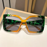 New Oversized Square Sunglasses – Gradient Lenses with Leopard Print