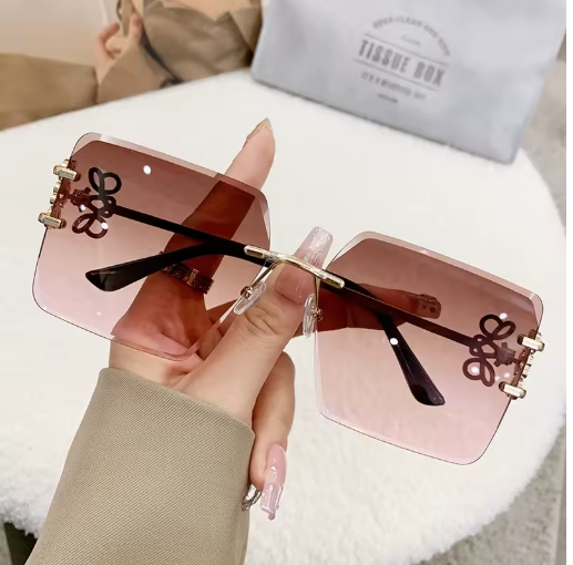 Oversized Rimless Square Women’s Sunglasses – Vintage Gradient Shades