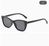 Vintage Cat Eye Sunglasses – Designer Retro Shades for Women