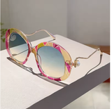KAMMPT Oversized Round Women’s Sunglasses – 2025 Fashion with Pearls