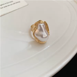 Starfish Pearl Open Ring – Beach-Inspired Statement Jewelry