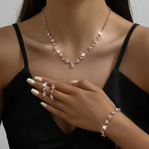 Women's Floral Jewelry Set: Necklace, Earrings & Bracelet (4-Pc)