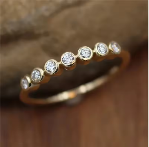 Thin Eternity Ring with Round Zirconia | Huitan
