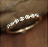 Thin Eternity Ring with Round Zirconia | Huitan