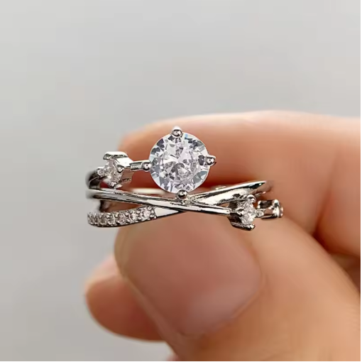 Thin Eternity Ring with Round Zirconia | Huitan