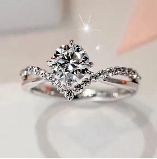 Thin Eternity Ring with Round Zirconia | Huitan