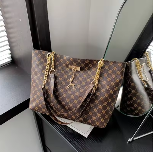 Women’s Large-Capacity Shoulder Tote Handbag