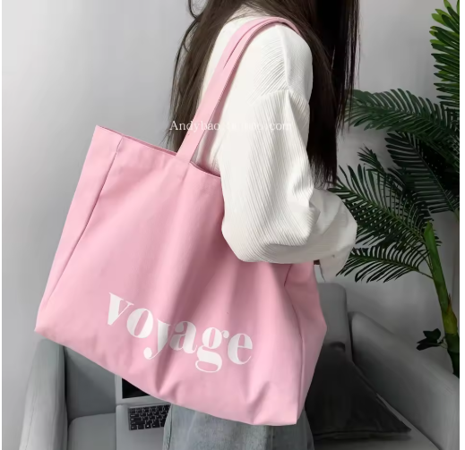 Minimalist Large-Capacity Shoulder Tote for Travel & Everyday
