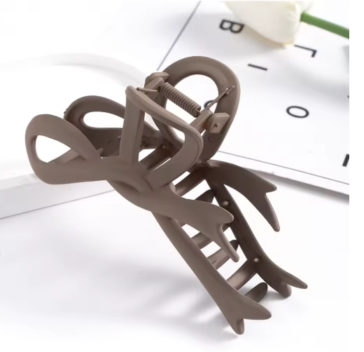13cm Matte Bow Hair Claw Clip – Vintage Ribbon Barrette
