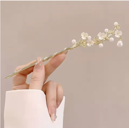 Elegant Chinese Style Tassel Hair Stick with Floral Charm