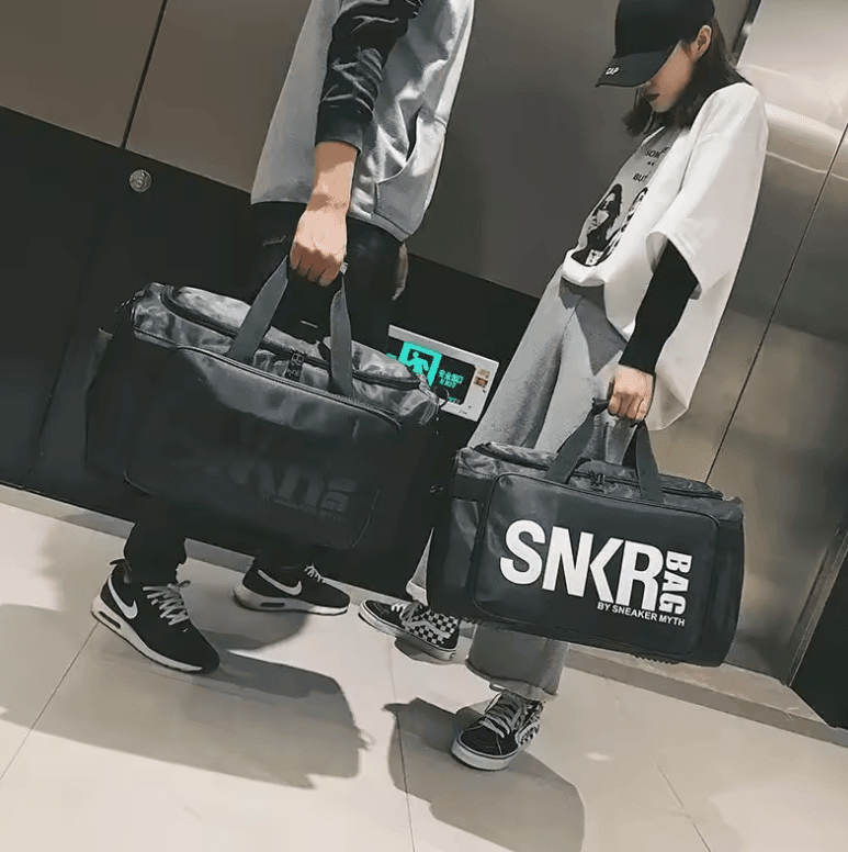 All-in-One Basketball & Fitness Bag – Stylish, Durable, and Ready for Travel!