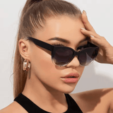 Retro Cat Eye Sunglasses for Women – Gradient Lens Unisex Fashion Shades