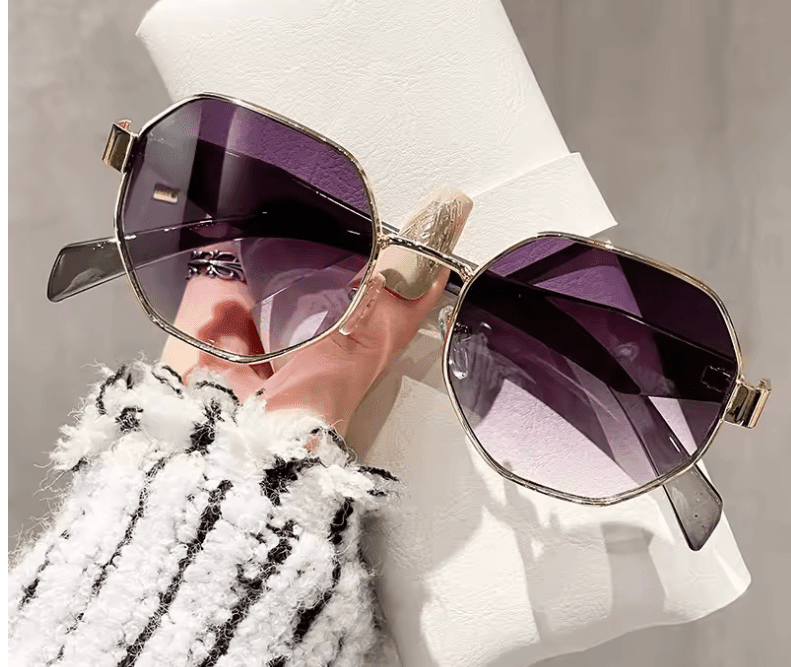 Retro Polygonal Sunglasses – Luxury Metal Frame Shades for Men & Women