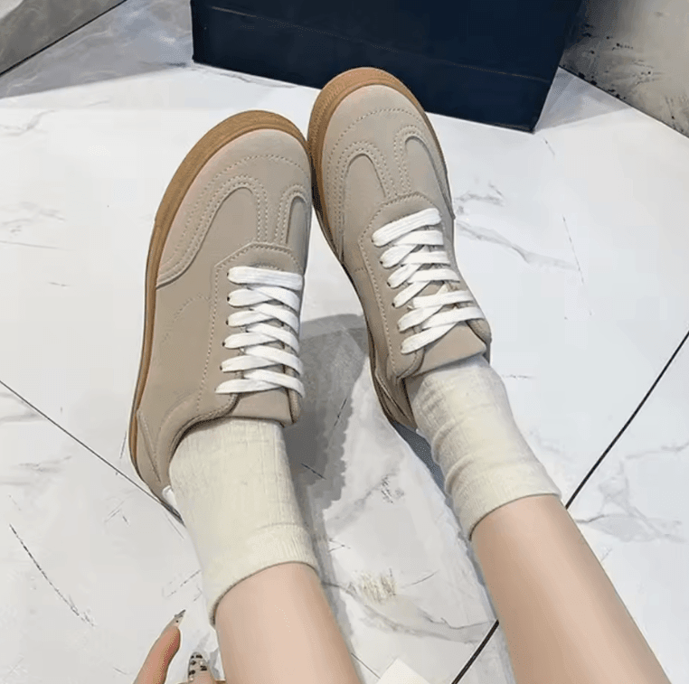 Spring and Autumn Women’s Casual Lace-Up Shoes – Fashionable Khaki Low-Top with Round Toe and Flat Sole