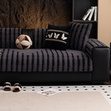 Geometric Lines Jacquard Fleece Sofa Blanket