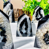 Black Sardonyx Geode Agate Point - Natural Crystal Decor