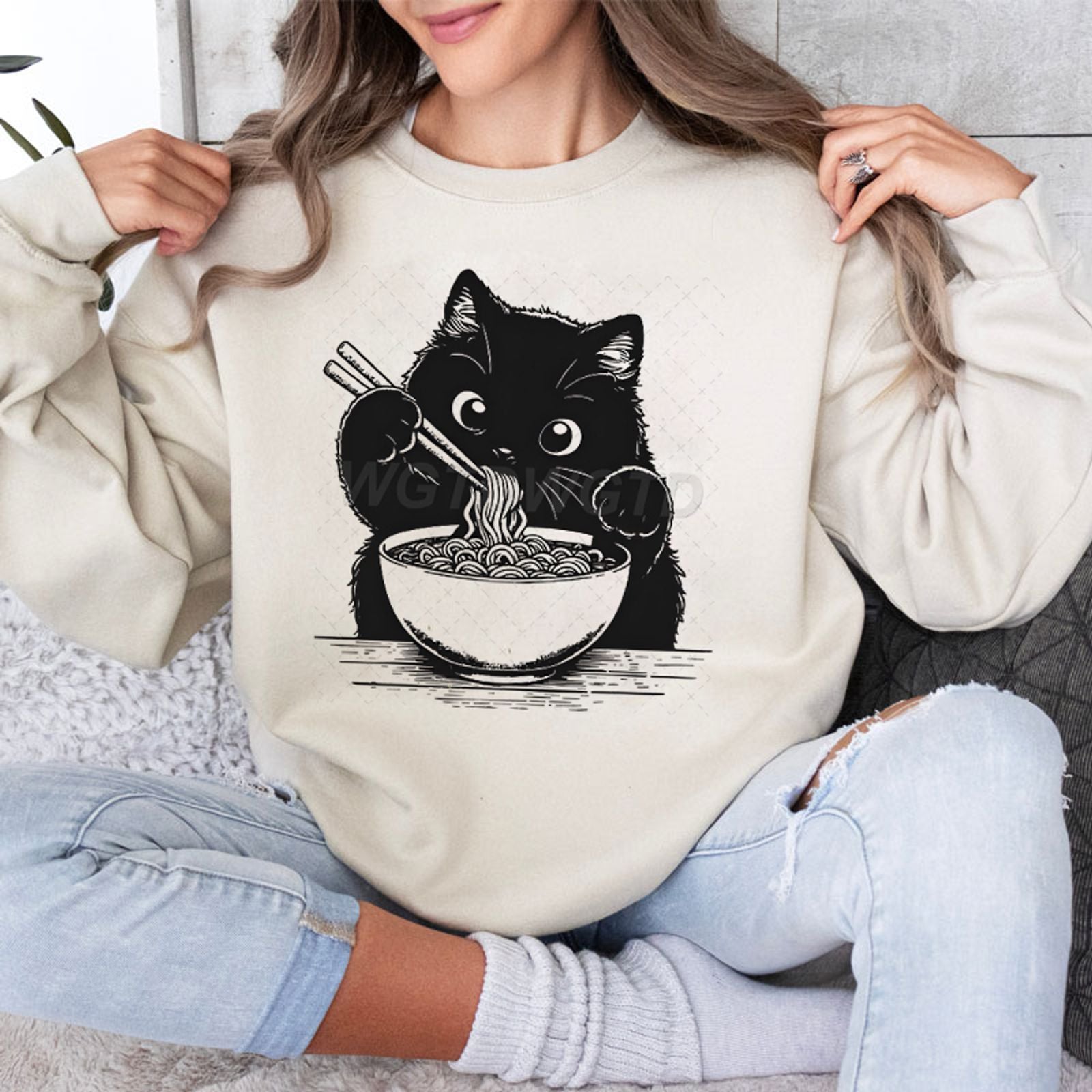 Kawaii Cat Eating Ramen Sweatshirt