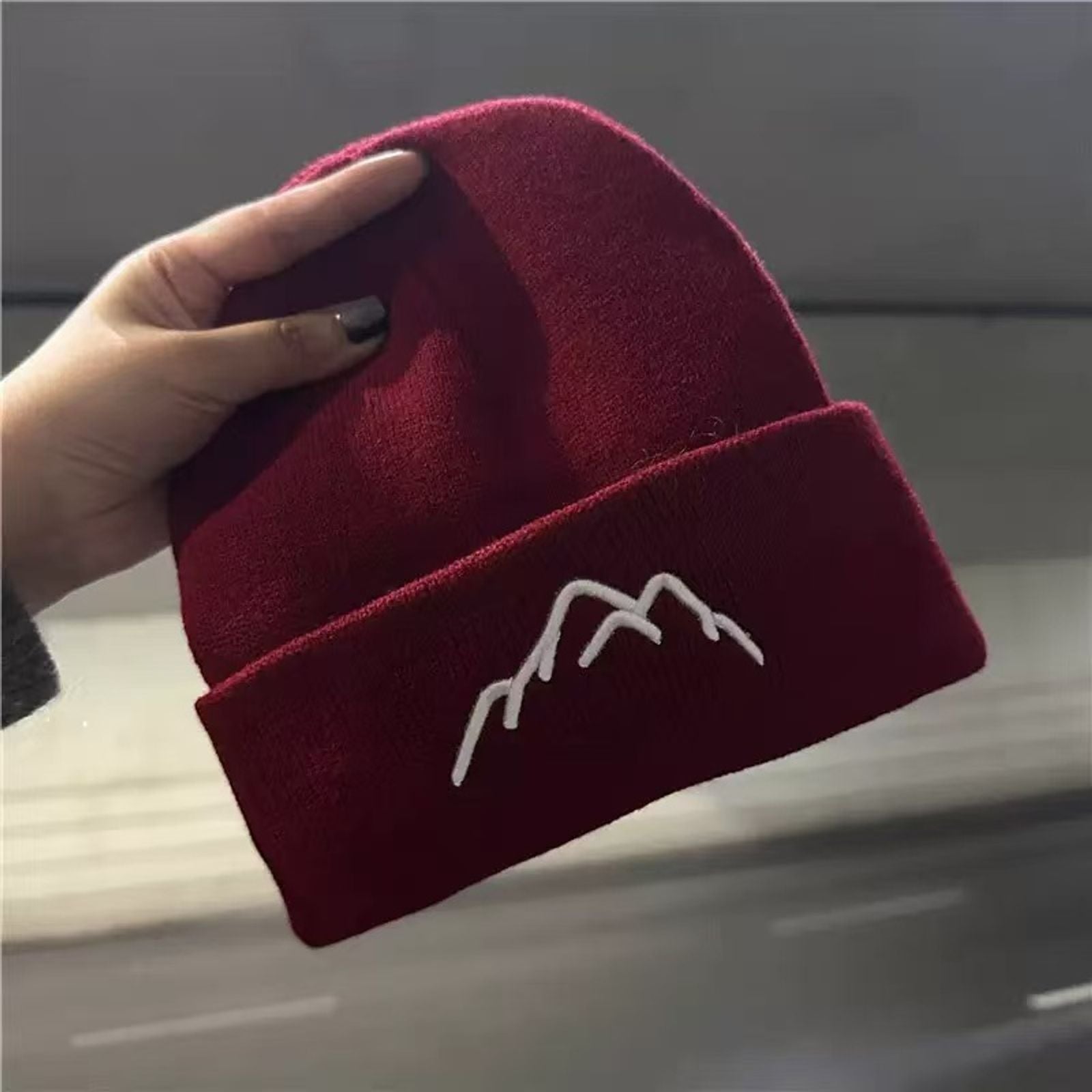 Embroidered Knitted Urine Cap - Breathable Winter Hat