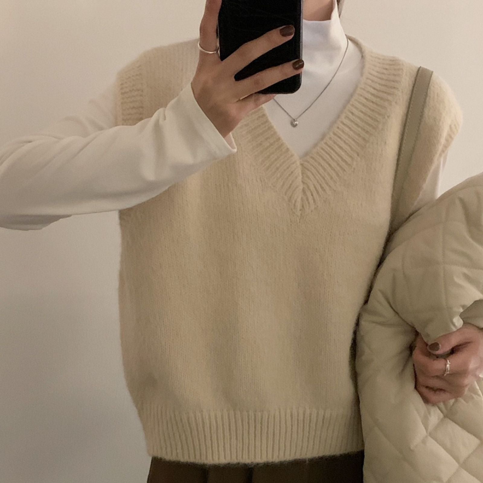 V-Neck Sleeveless Knit Waistcoat for Women