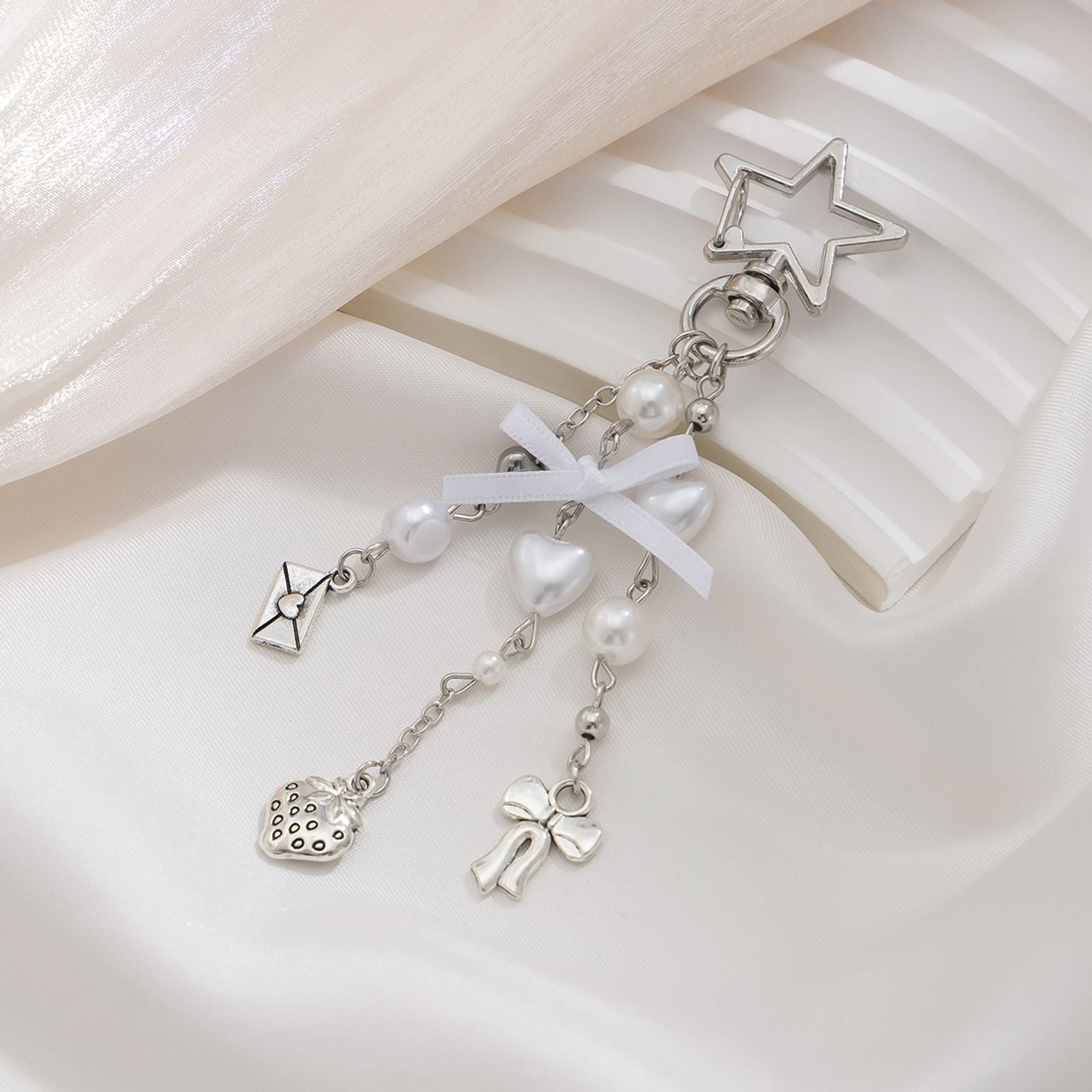 Cute Butterfly Bow Anti-Loss Keychain Pendant