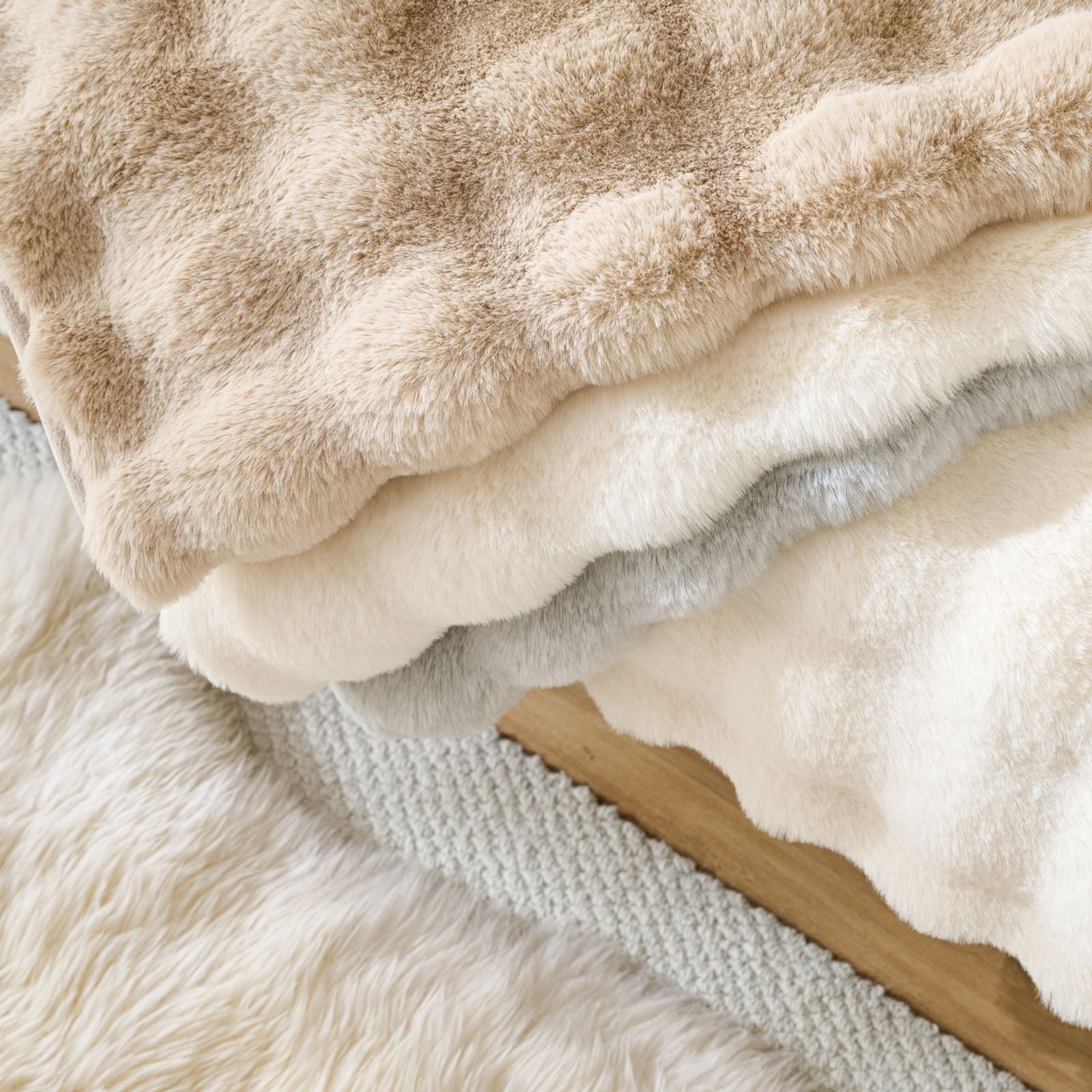 Thick Imitation Rabbit Fur Plush Sofa Slipcover