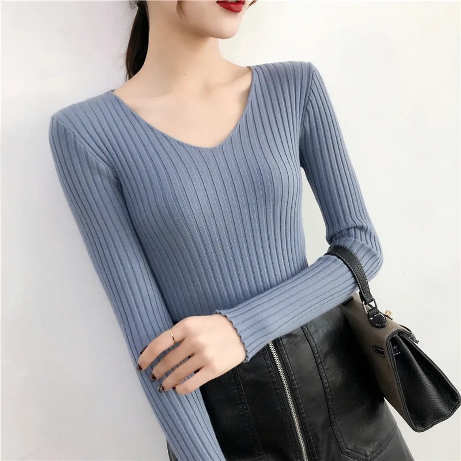 Women’s Knitted V-Neck Pullover Sweater