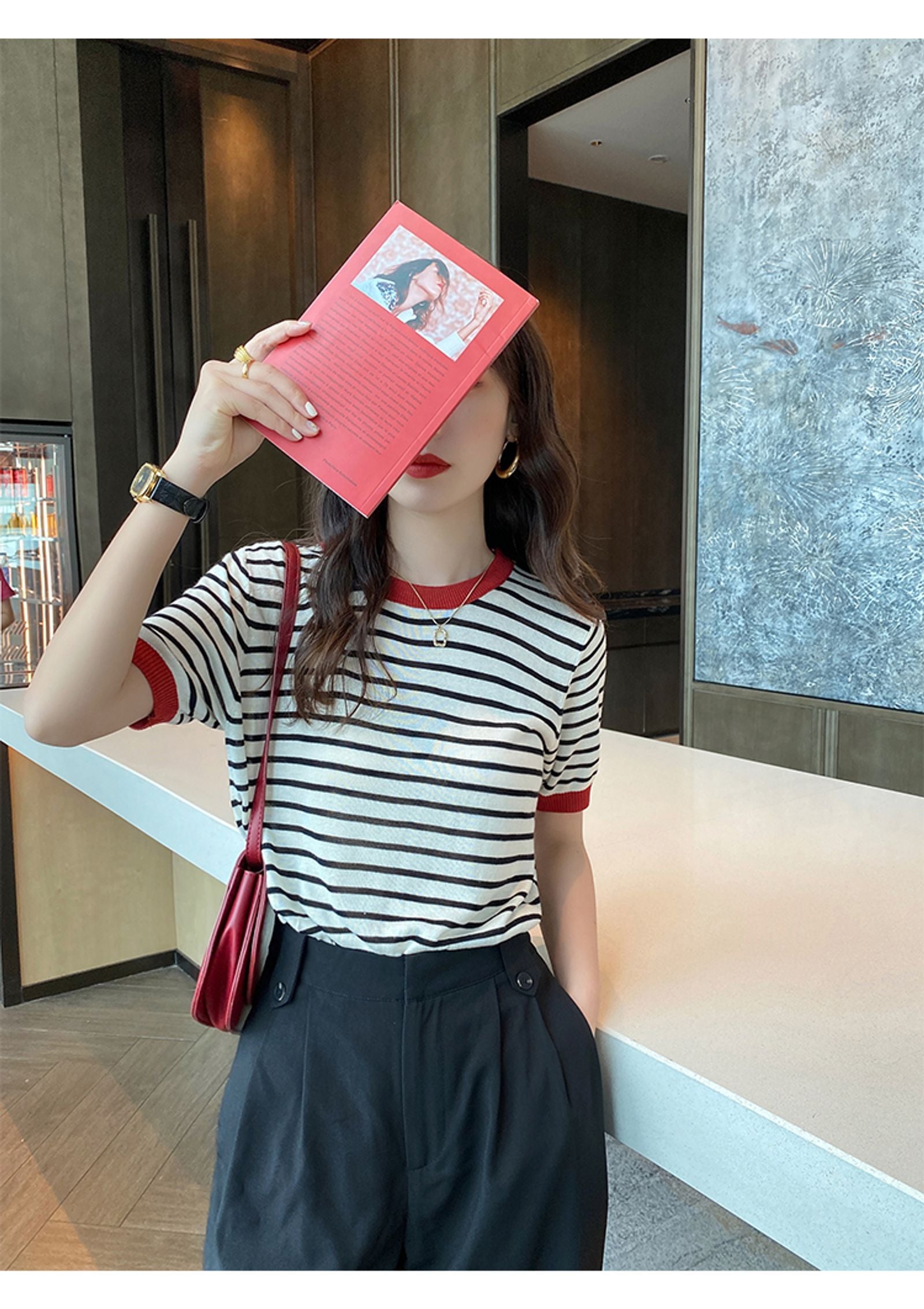 Women's Summer Stripe Knitted Round Collar T-Shirt